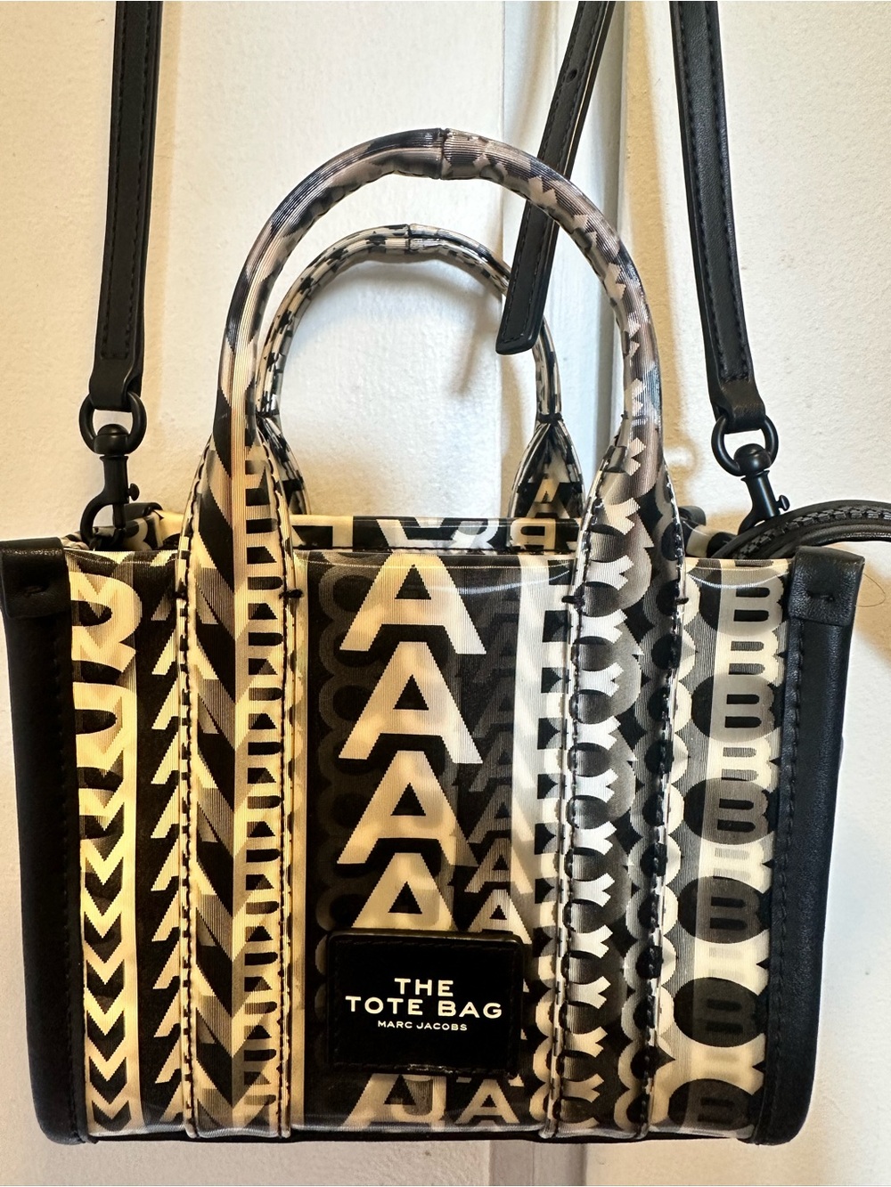 Marc Jacobs Black & White Logo with lenticular effect Tote